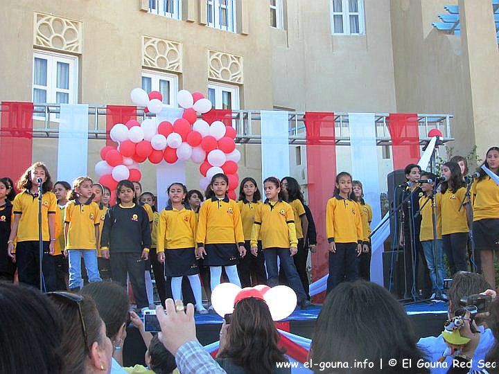 Christmas Carols and Santa 035